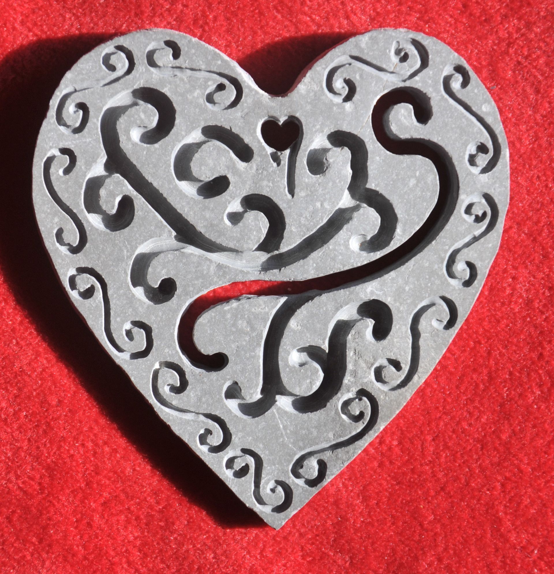 Hand cut and engraved stone heart in Devonian Mudstone made in Porthleven, Cornwall by Slate of the Art