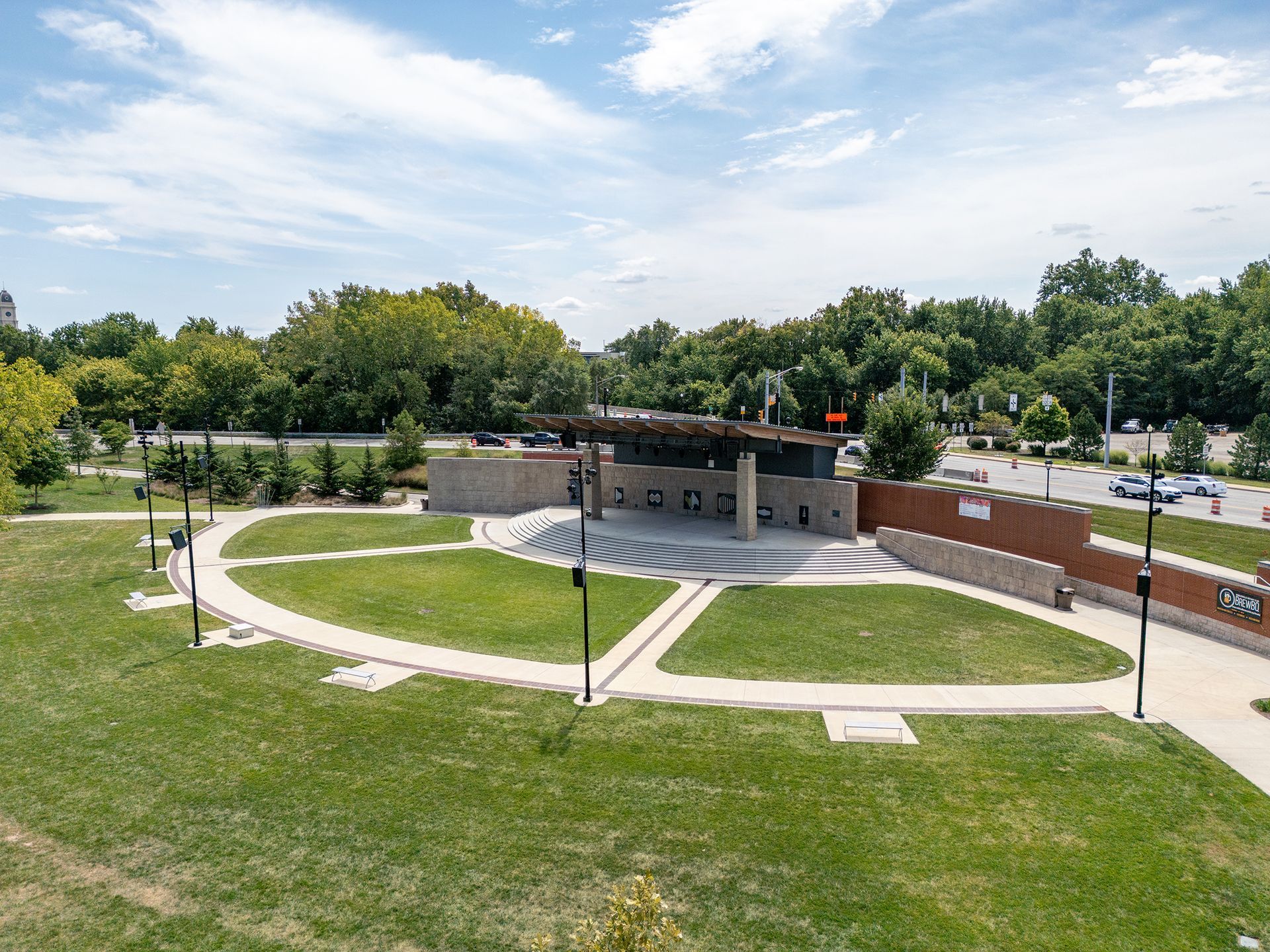aerial view around Federal Hill apartment community in Noblesville, IN, with greenspace.
