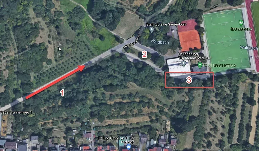 Luftbild mit Anfahrt über den Sauerbrunnenweg (1), Parkplatz (2) und Schießstand (3) in Bad Soden-Neuenhain