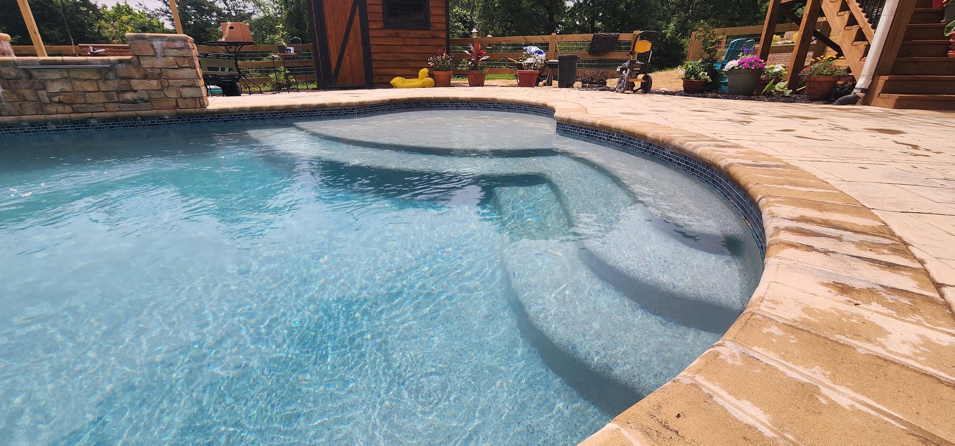 custom pool
