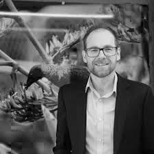 Dr Chris Harmston