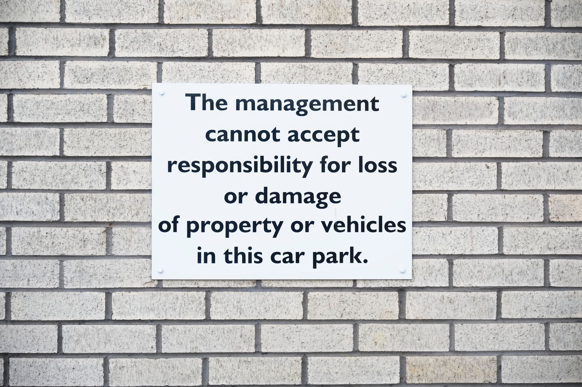 premises liability signage