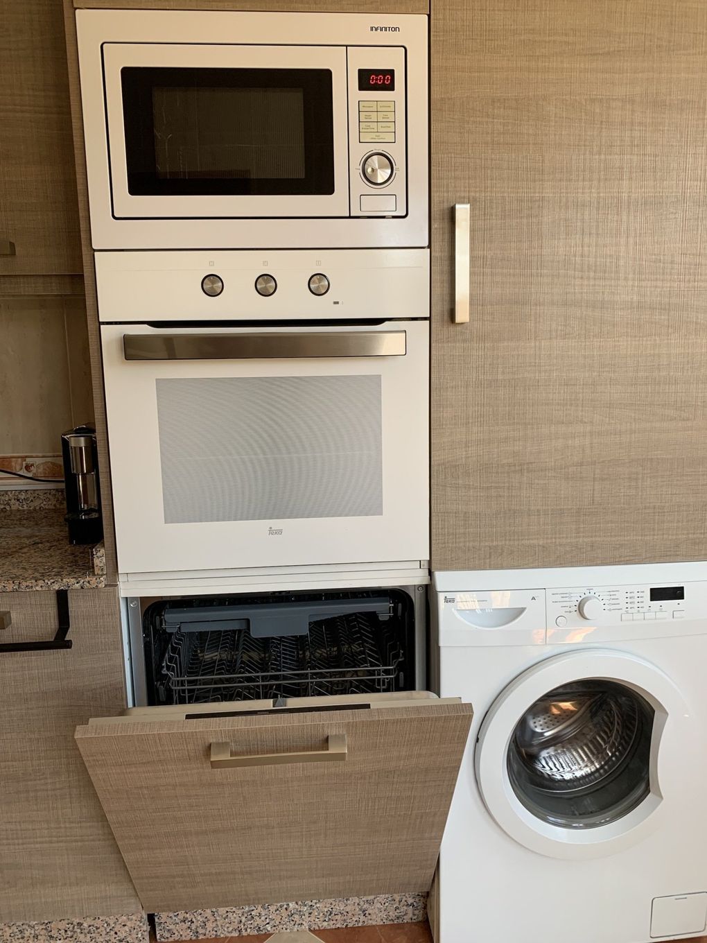 equipped kitchen