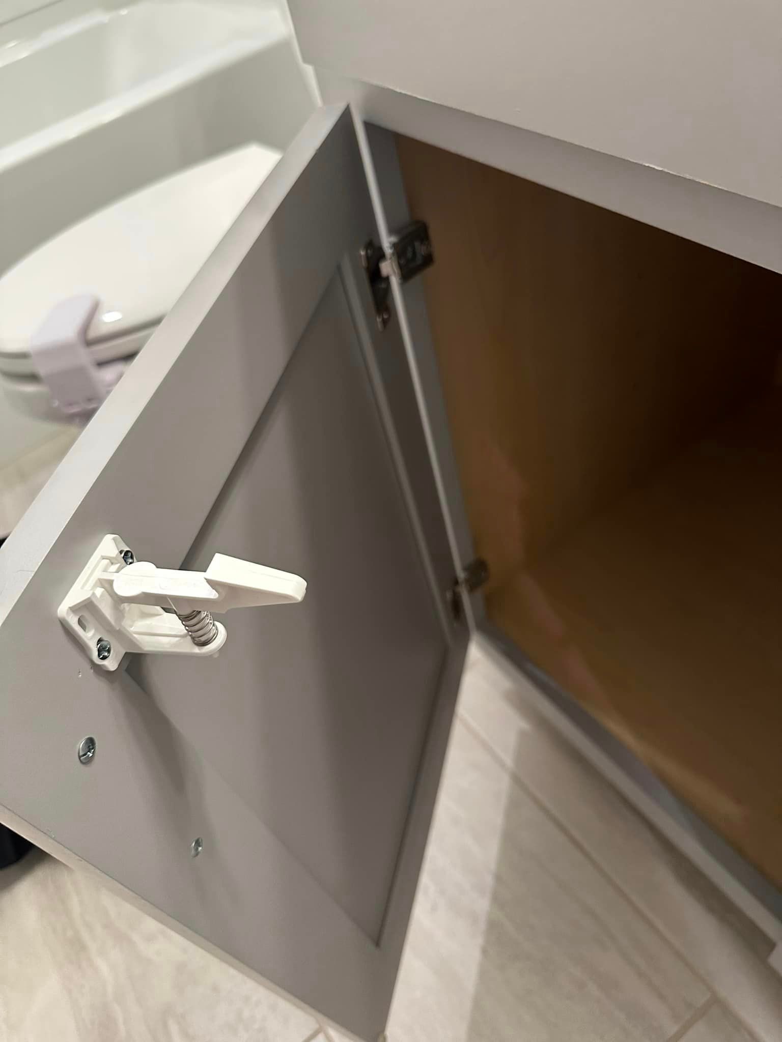 cabinet latching, baby proofing services, baby proofing pros, drawer latching service