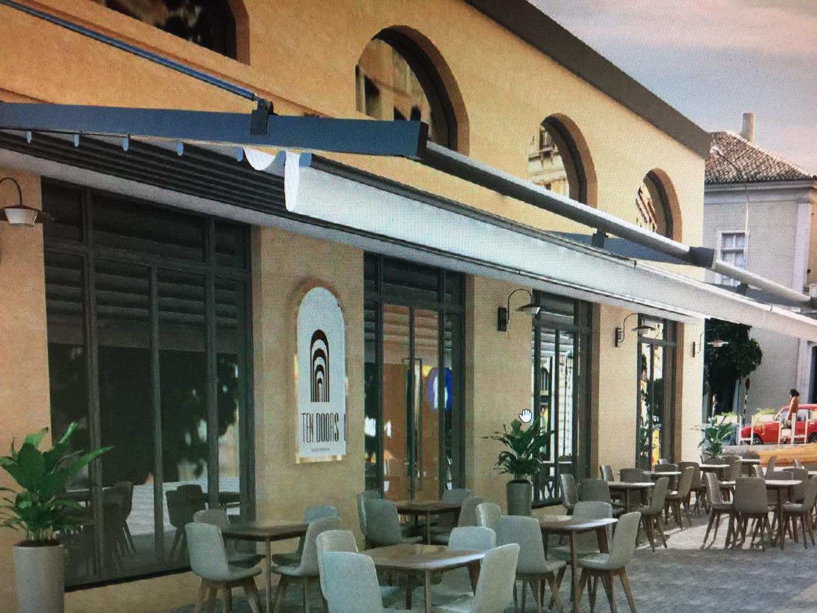 pergola bioclimatica installata installata per attività commerciale