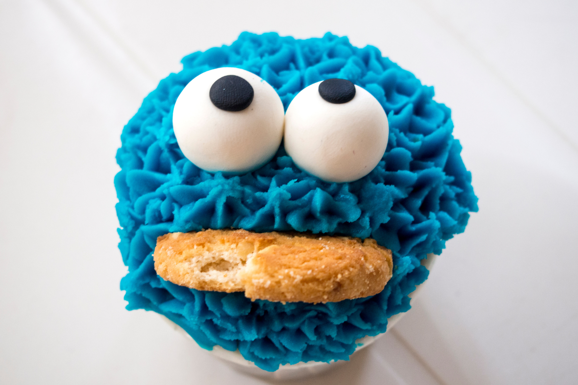 bakery cupcakes