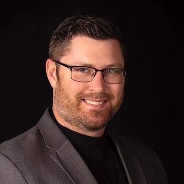 Dr. Matthew Houchin Chiropractor