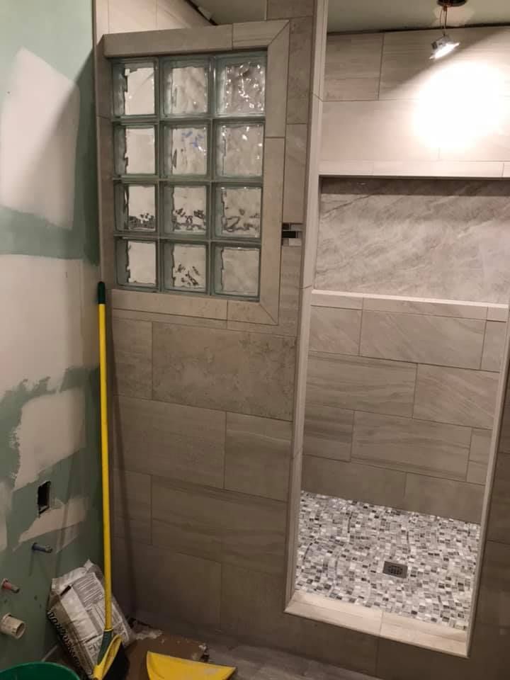 Bathroom WIth Glass Box Window