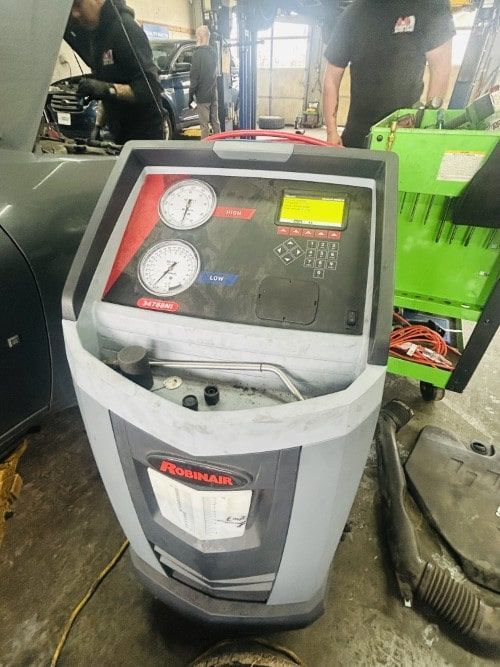 Air Conditioning A&R Complete Auto Care Clarksville TN 37040