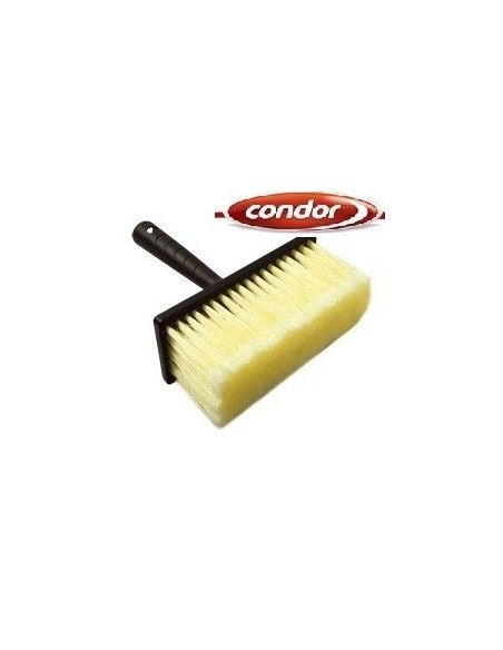 Pincel con mango negro y cerdas amarillas, logo marca Condor.