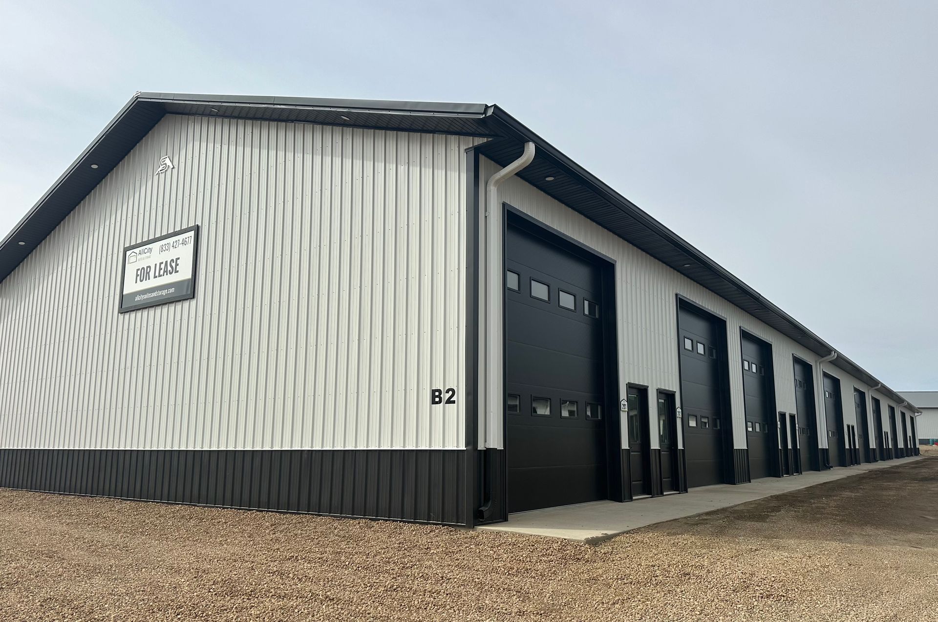 contractor shops and business suites for lease