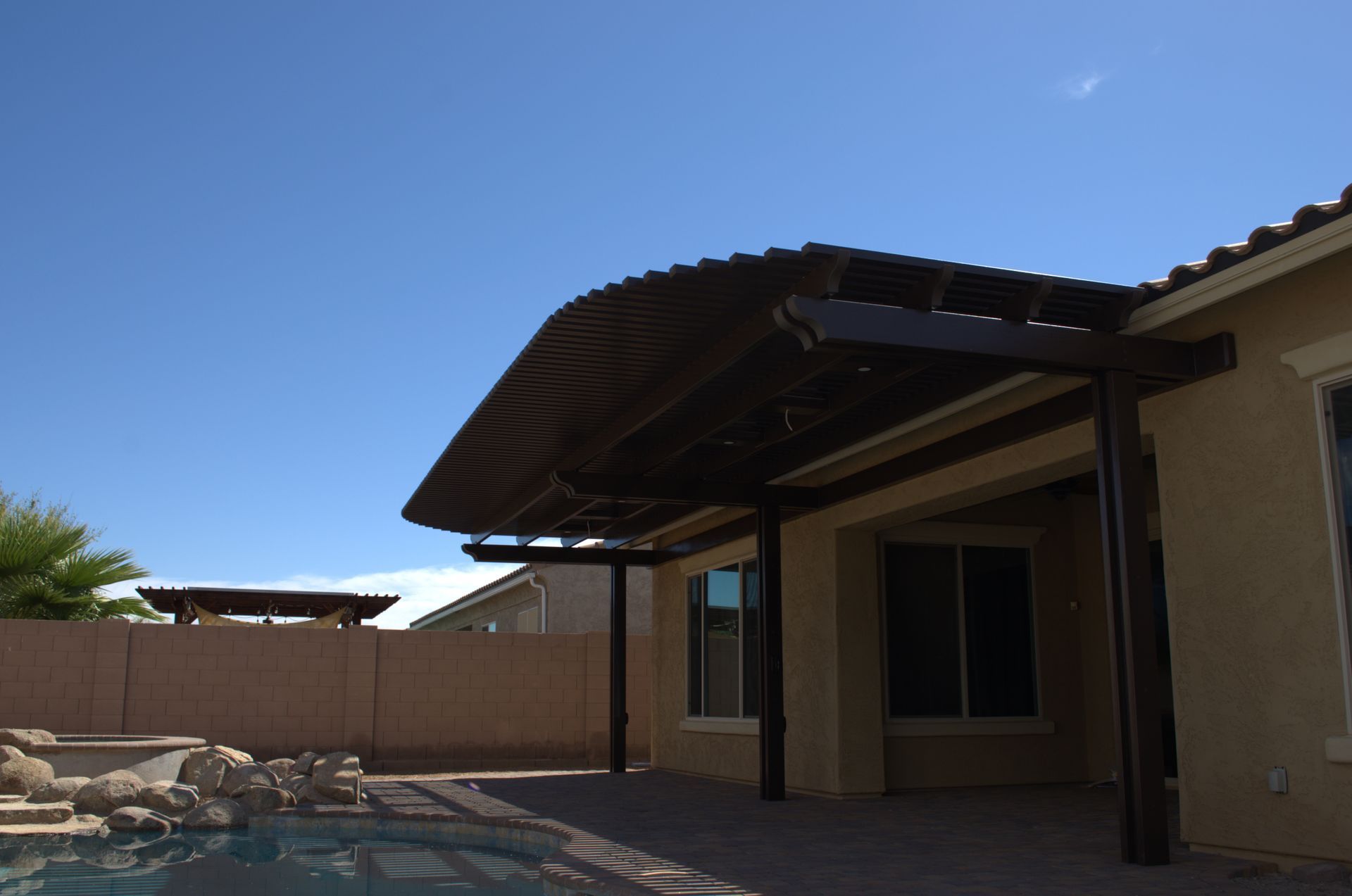 residential-Cantilever-Patio-Cover-installation-chandler-az
