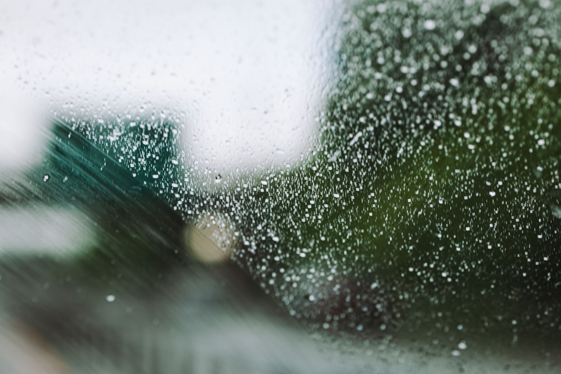 Why Are My Windshield Wipers Streaky | Dave's Auto Service