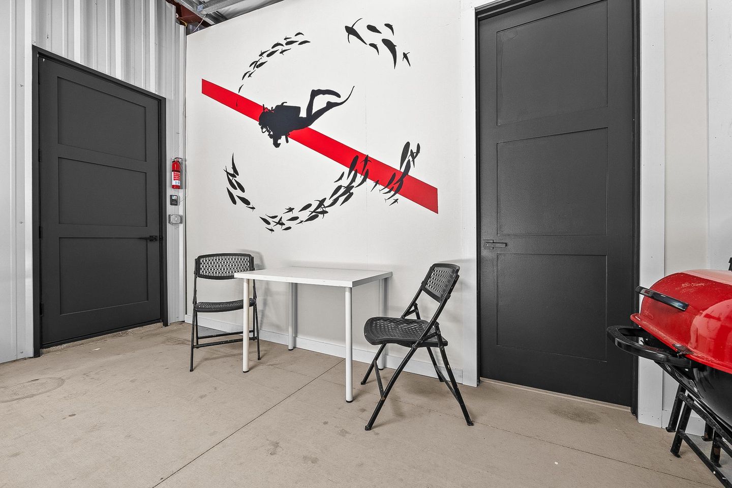 Photo of Diver Room 