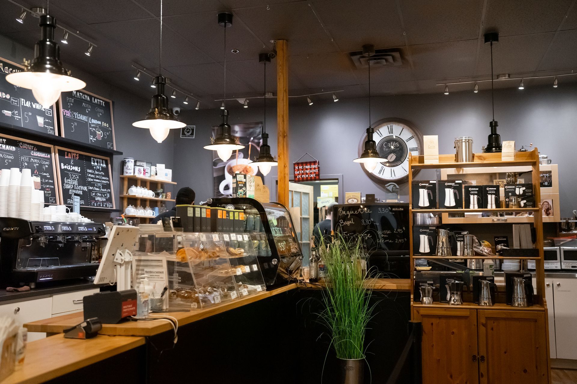 DÉCOUVREZ NOS CAFÉS