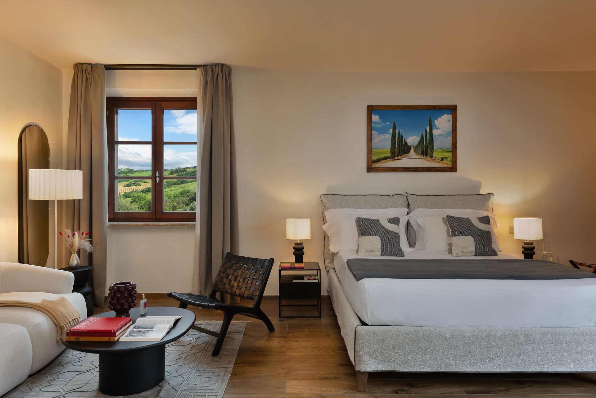Luxury suite with a view of the Tuscan hills