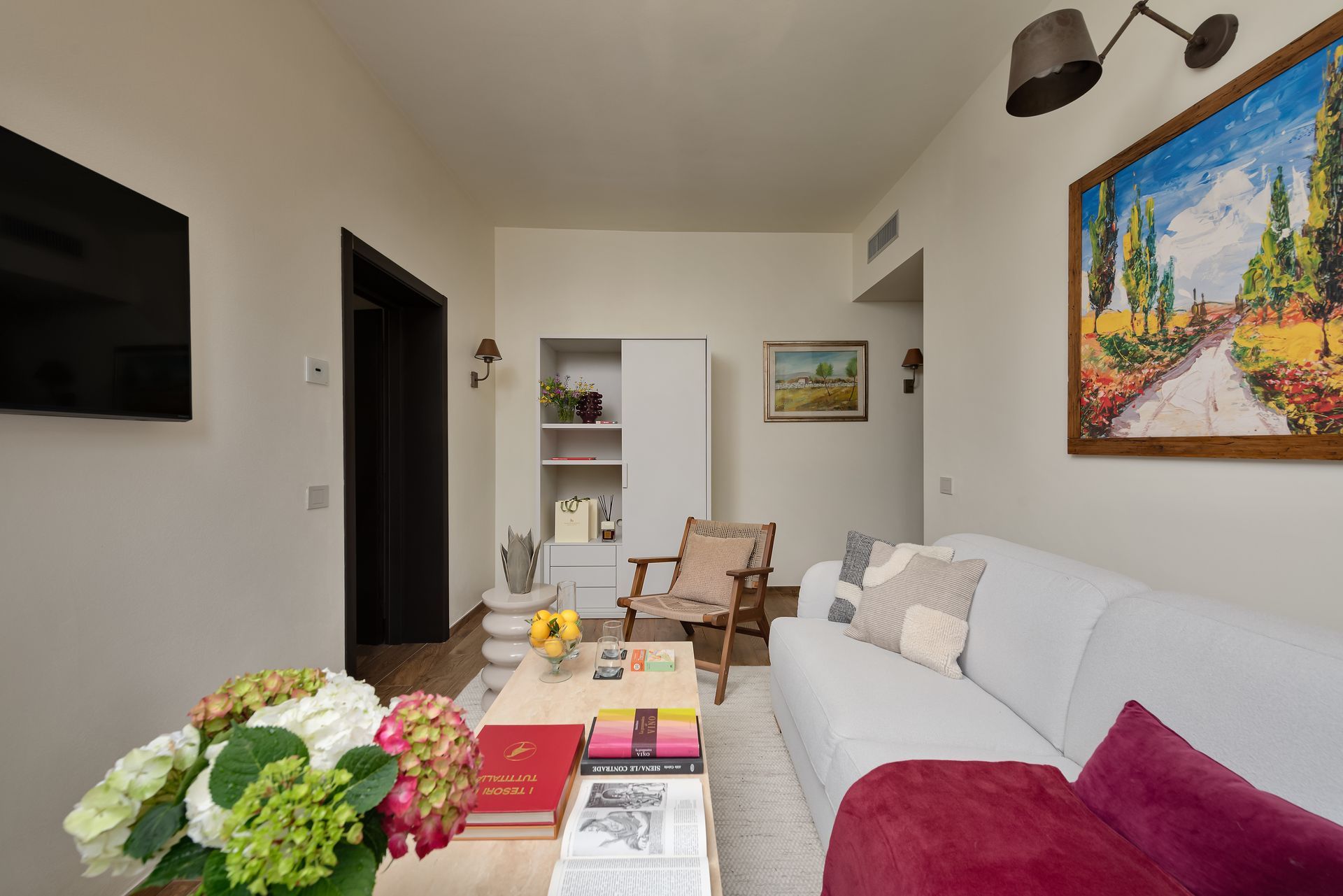 Colorful boutique hotel in Tuscany