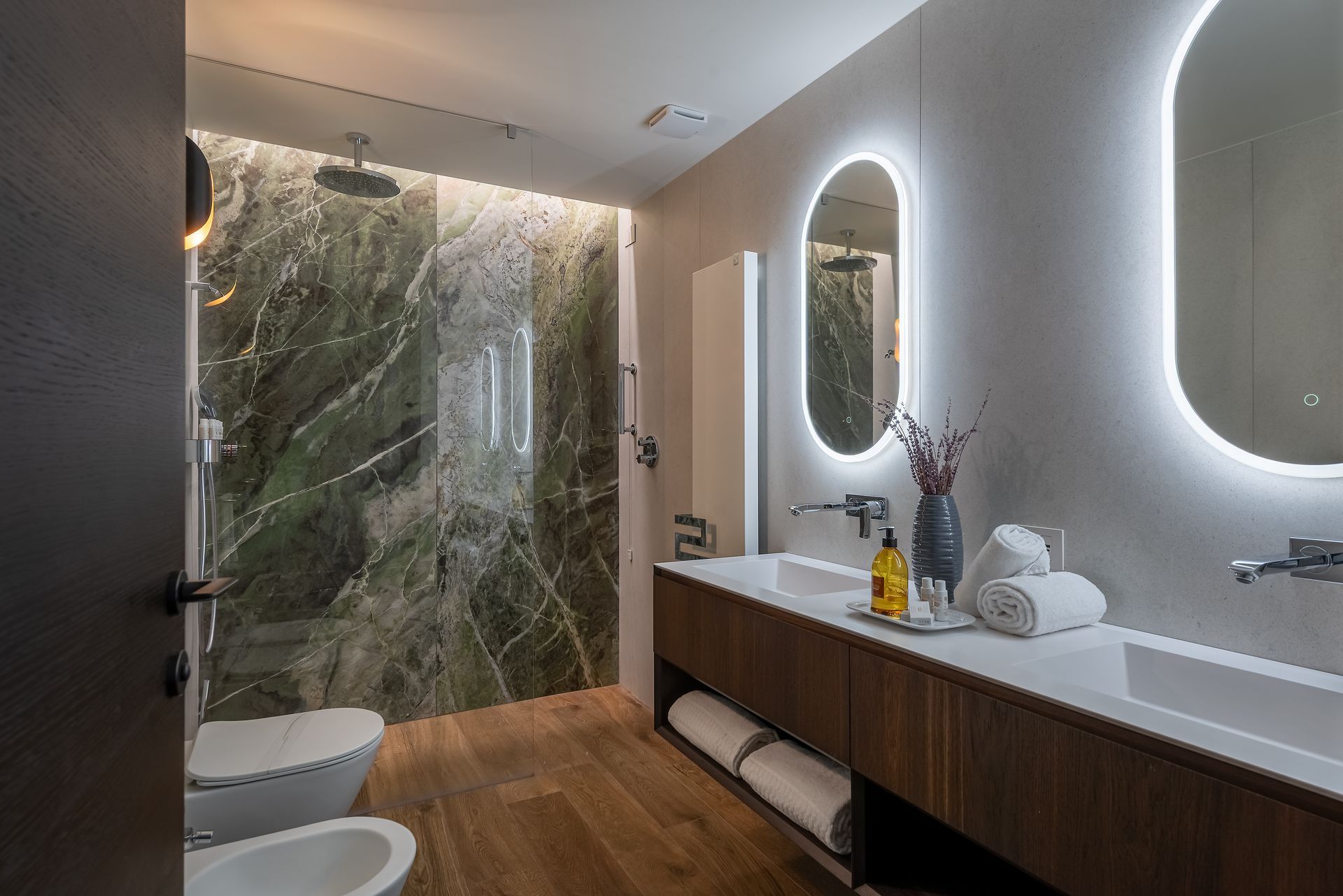Spacious, newly renovated hotel suite bathroom