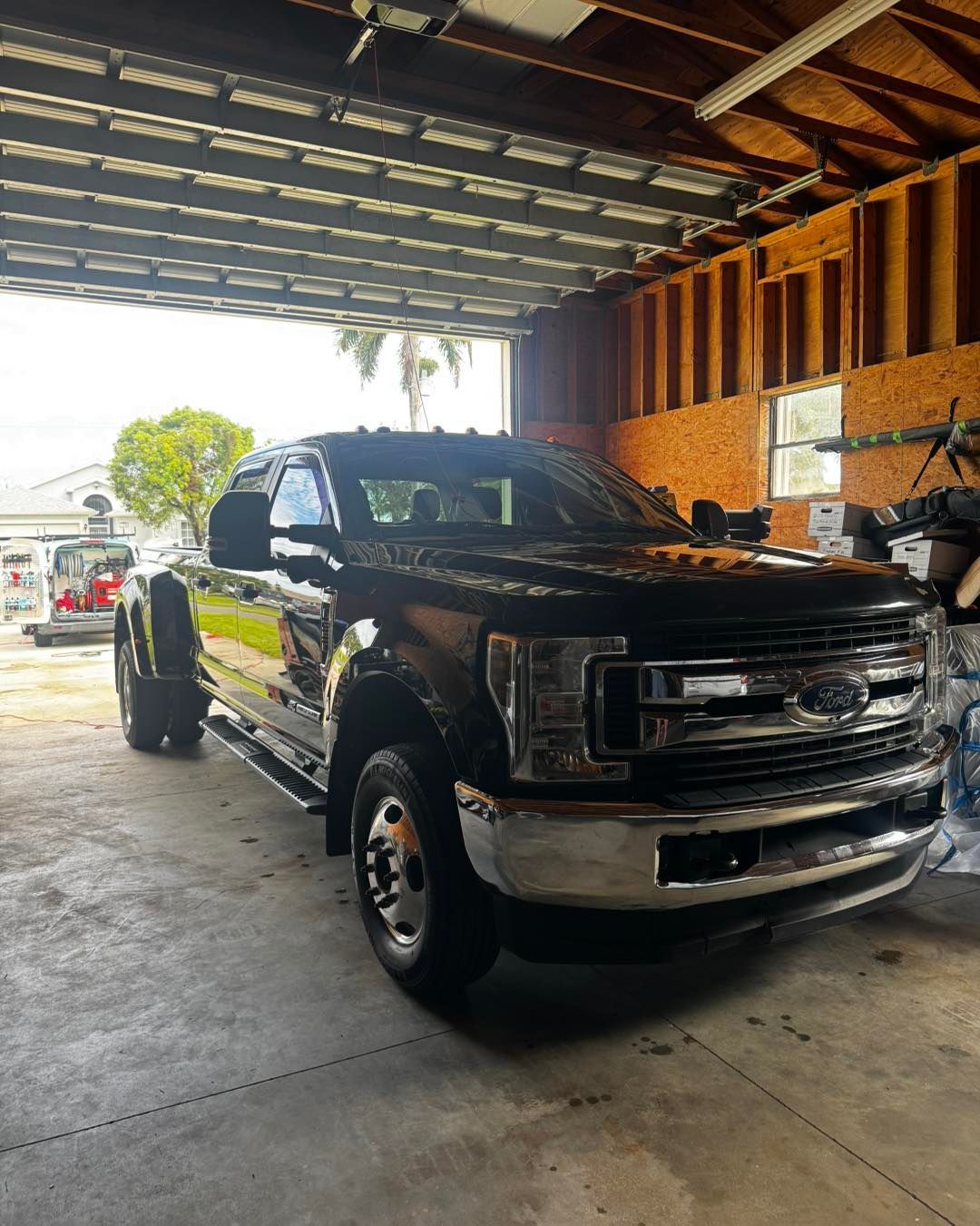 Ford F-350