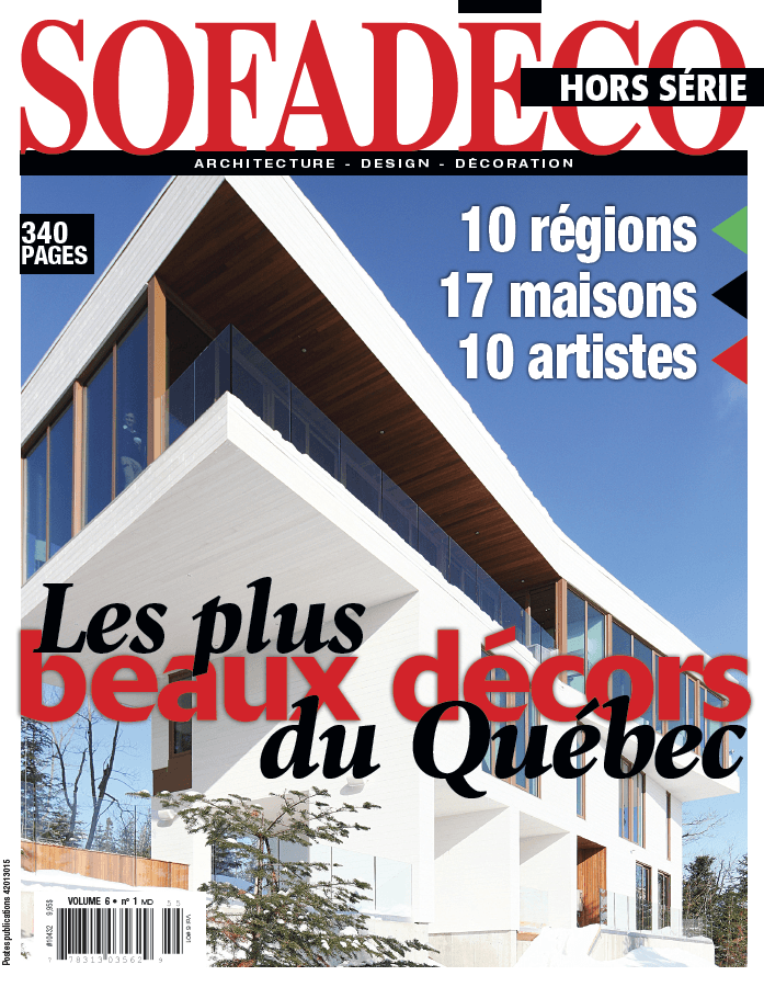 Un magazine appelé sofa deco a une photo d'une maison sur la couverture