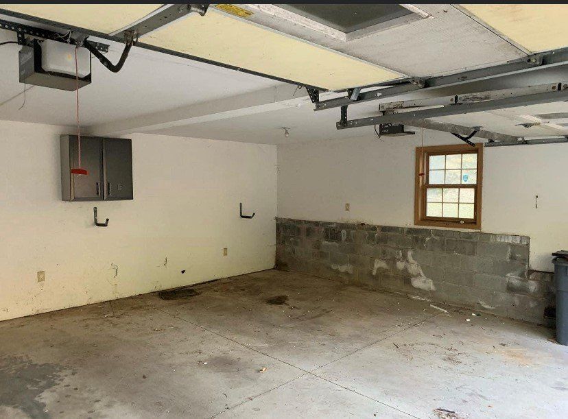 Room Full Of Appliances - Glenolden, PA - McGrory Moving
