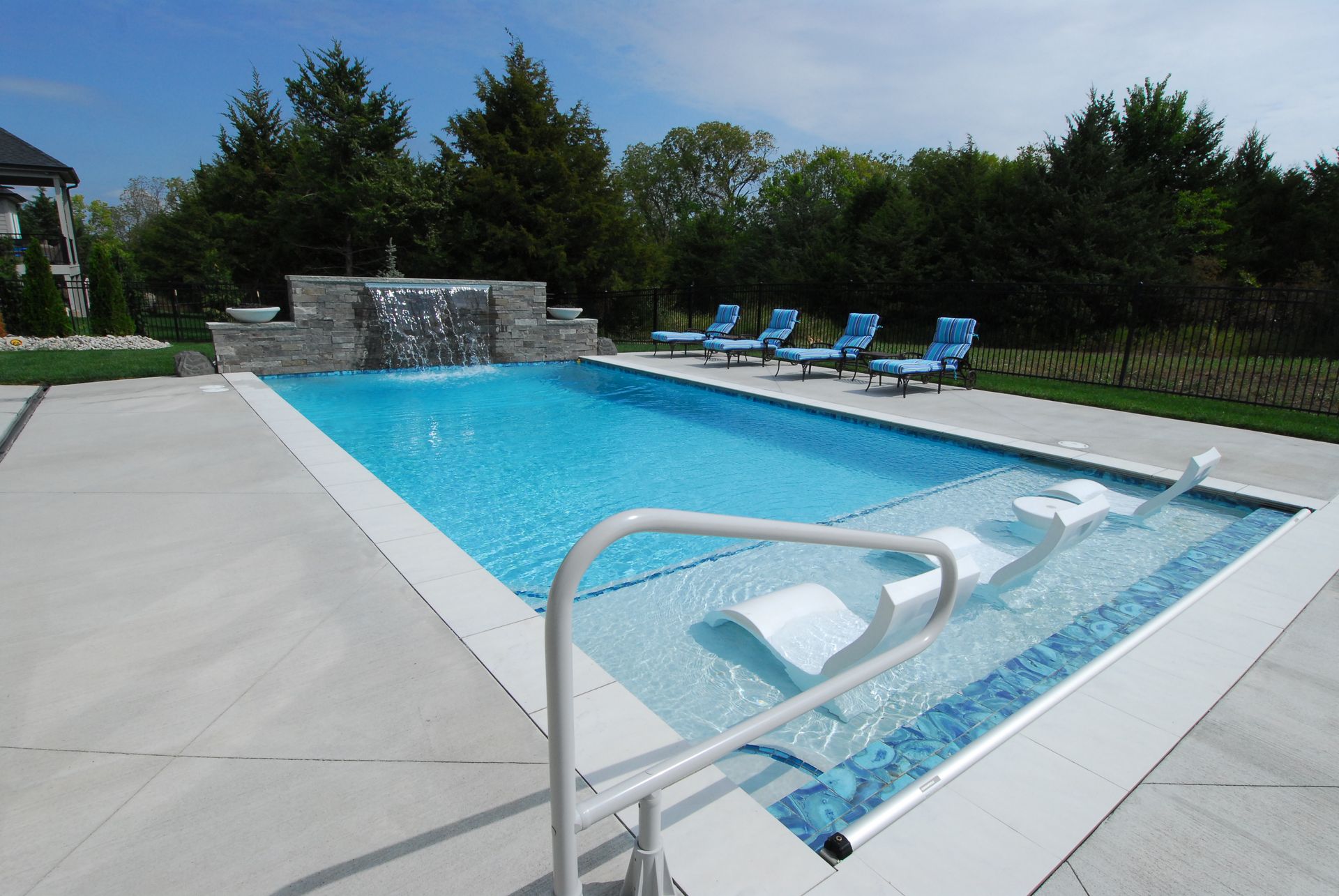 Pool Photos | Kansas City, KS | Complete Pools