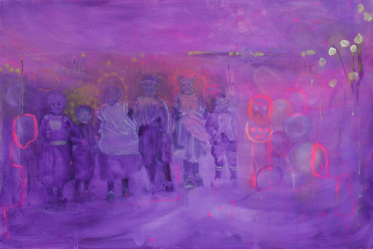 Een groep kinderen in paarse, roze tinten, samen met fantasie figuren,  in een vage, impressionistische stijl.