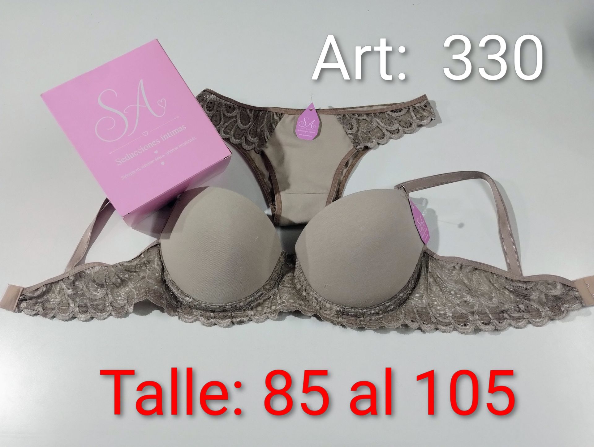 Conjunto Soft con Encaje