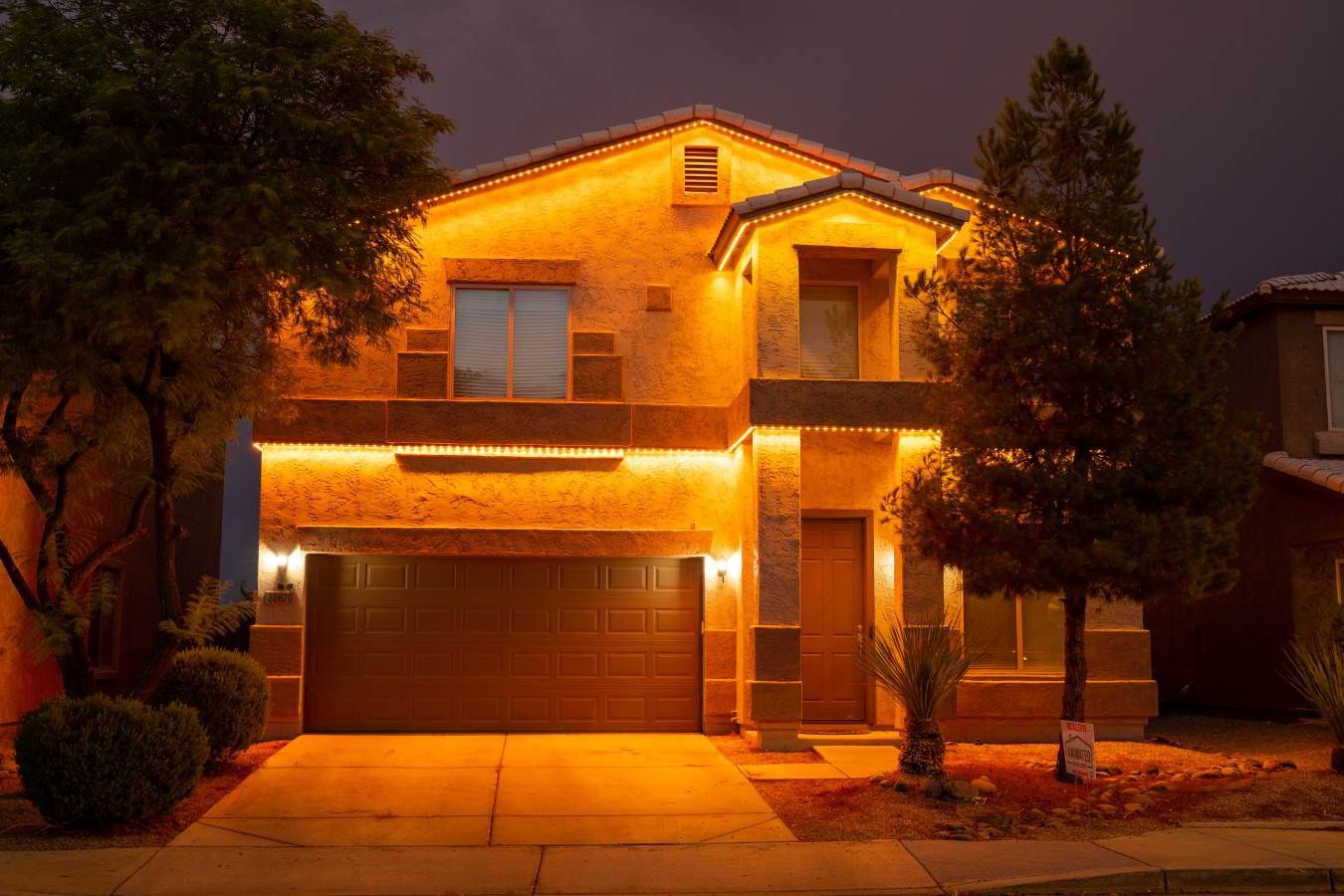 Animated Holiday Lights Permanent Eave & Trim Lights Online