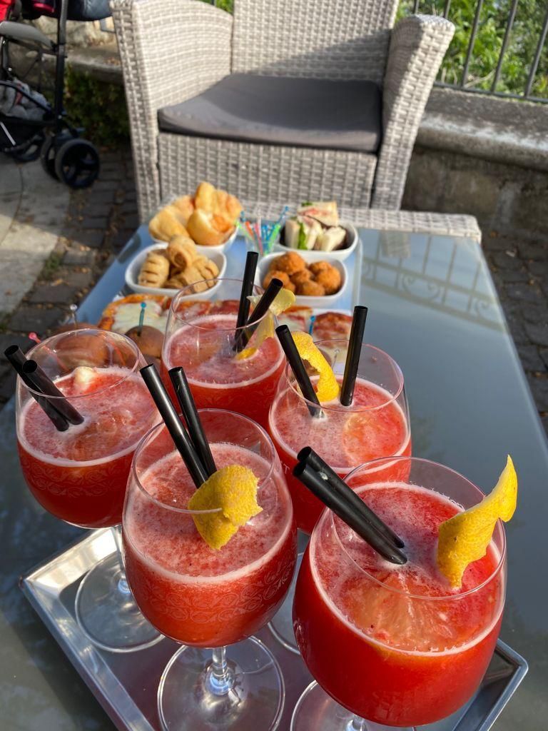 happy hour