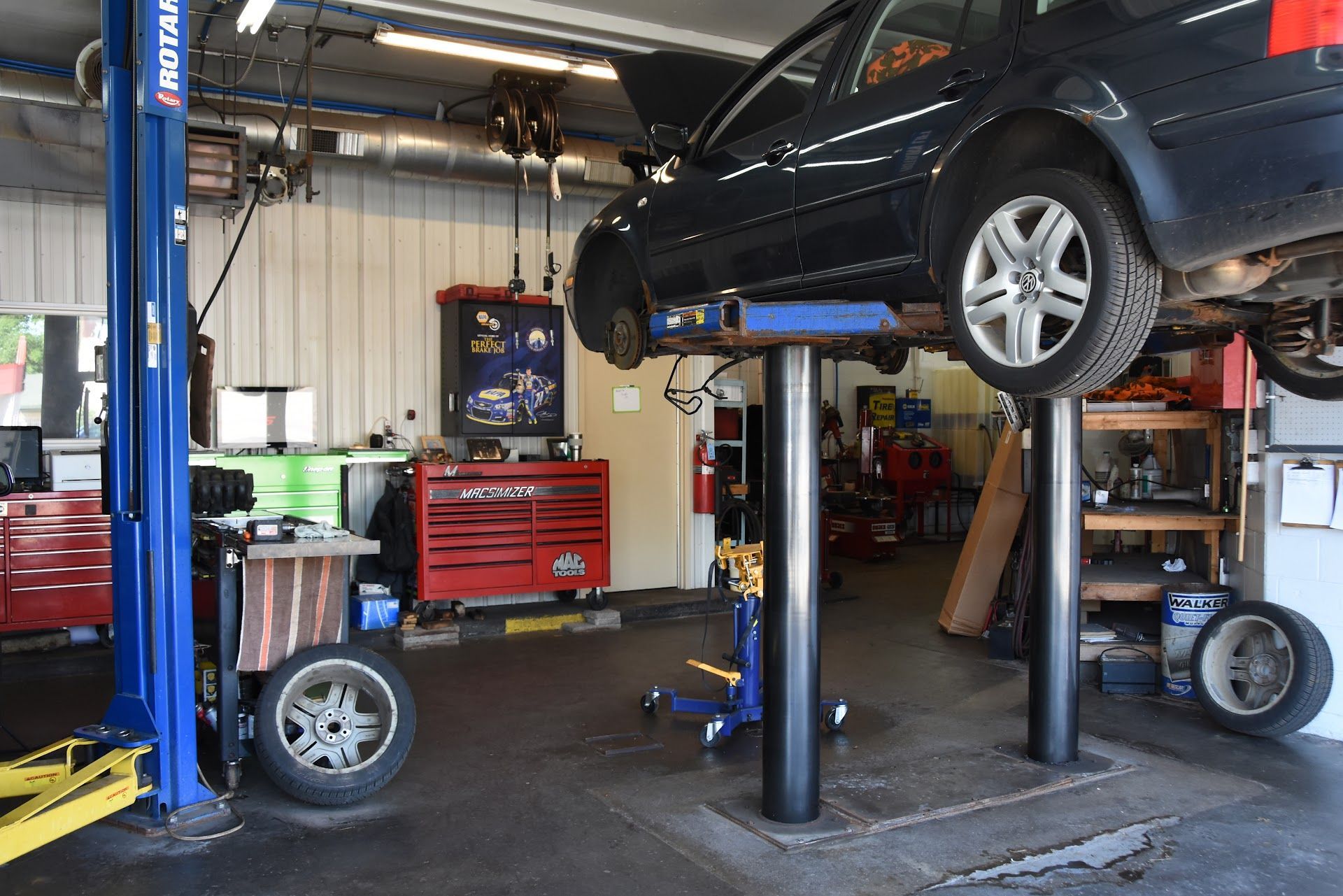 La Crosse - West Ave. Garage | Cordell's Automotive Service & Tire