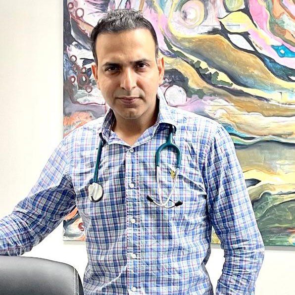 Dr Sumer Phutela