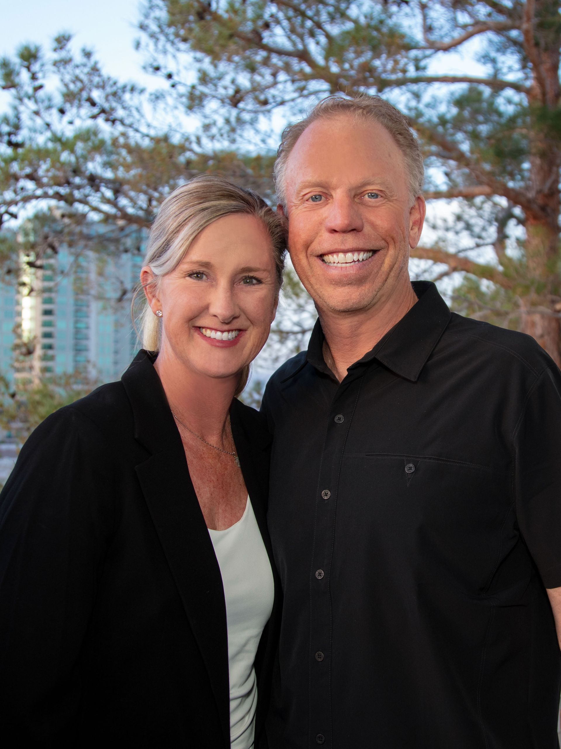 Mike and Lynn Lee