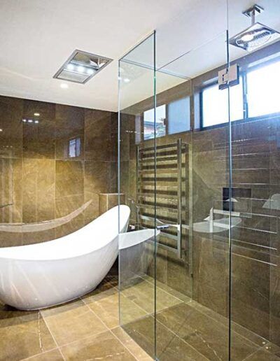 Square Glass Shower Screen — Brisbane, QLD — Euroglass Australia