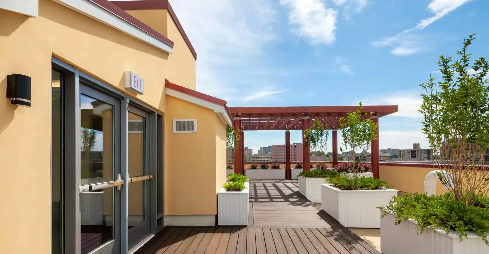 Summer roof