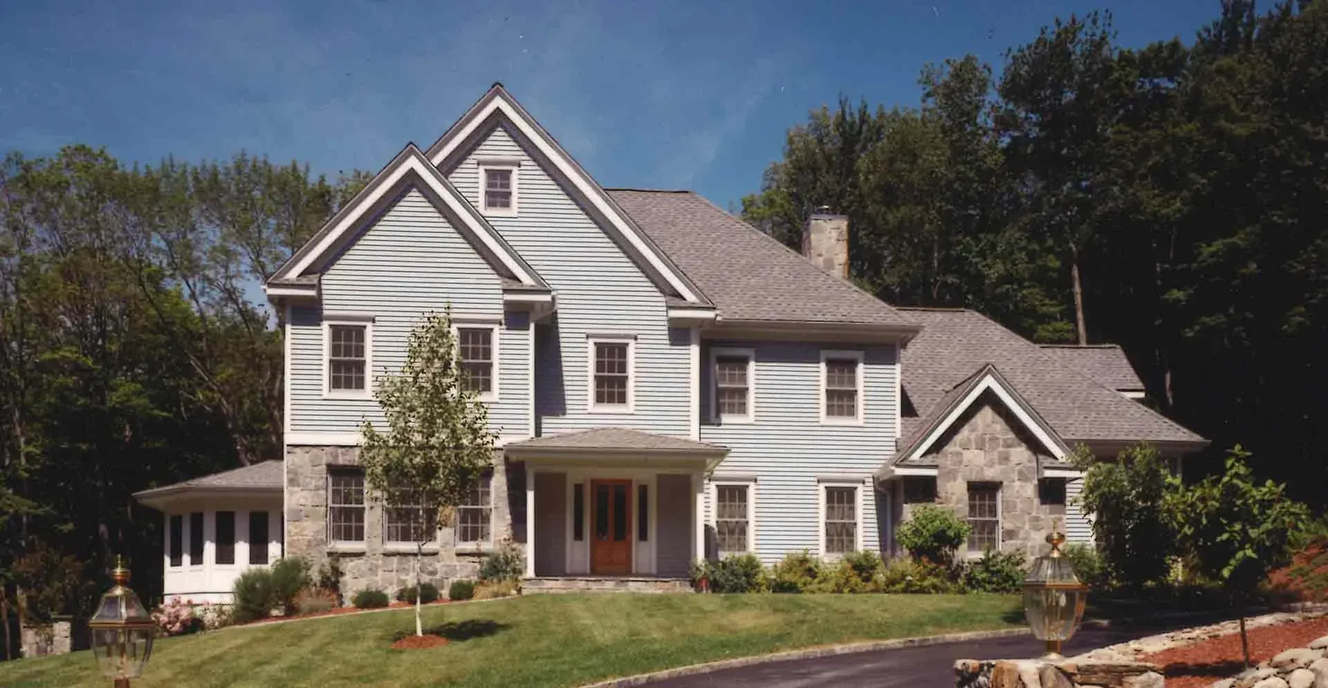 torrington-residence-2-timberlake-front