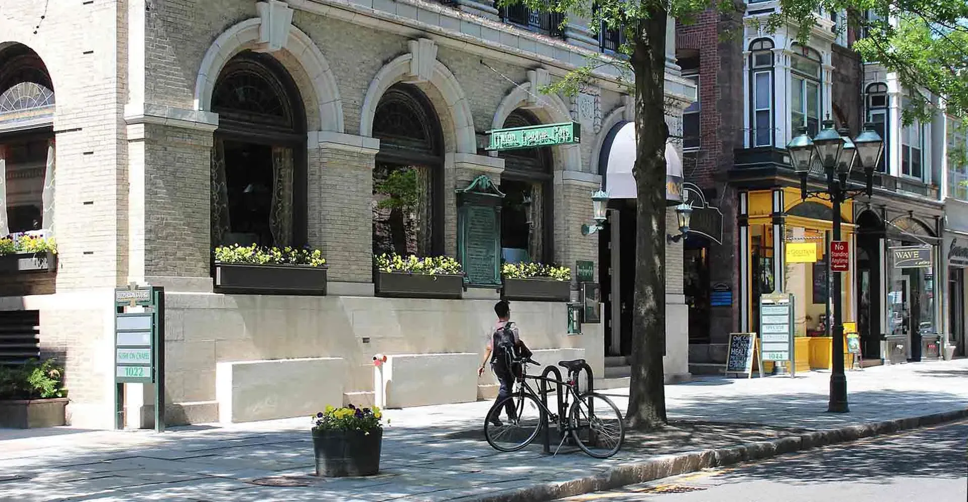 Union-League-Exterior