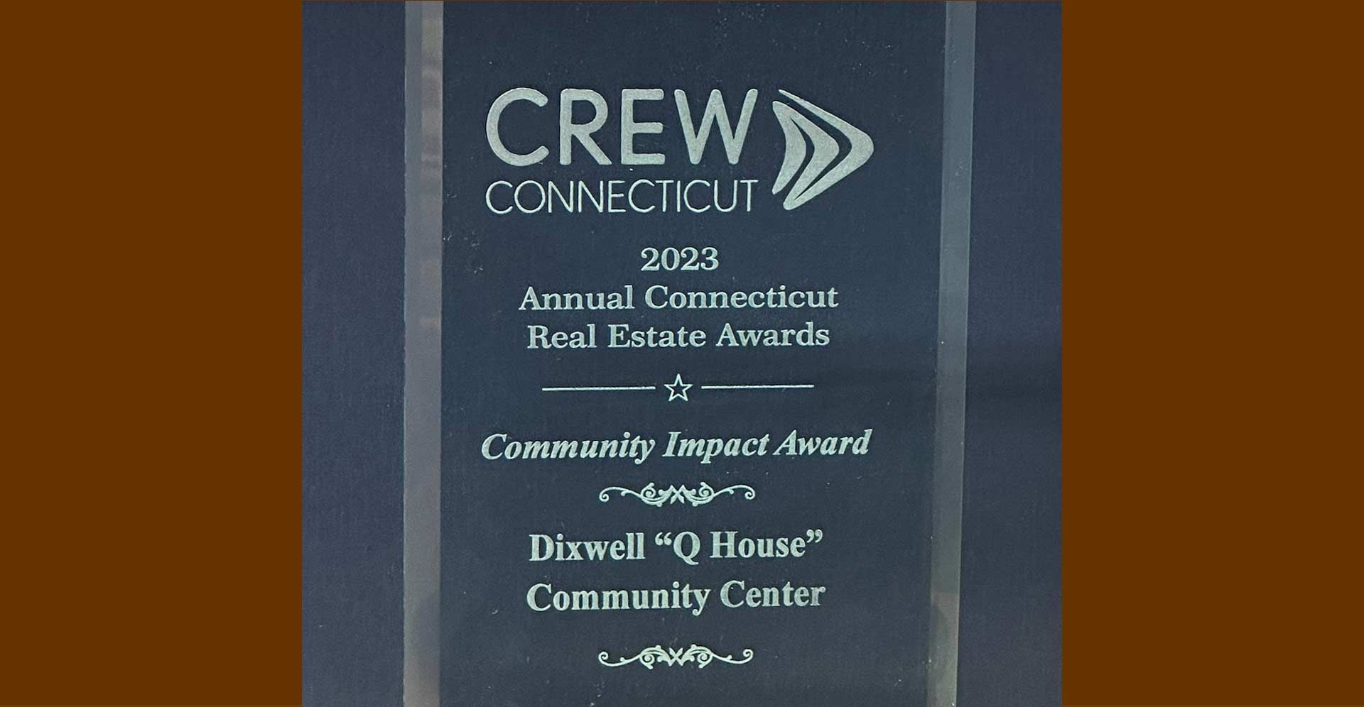 Q_House-Award-2023-CREW-CT
