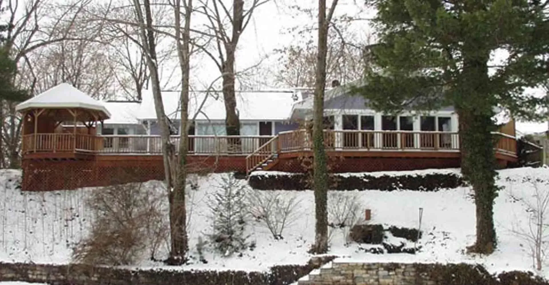 guilford-residence-2-front