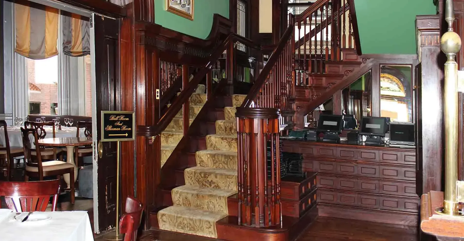 Union-League-Cafe-New-Second-Floor-Staircase-Recropped