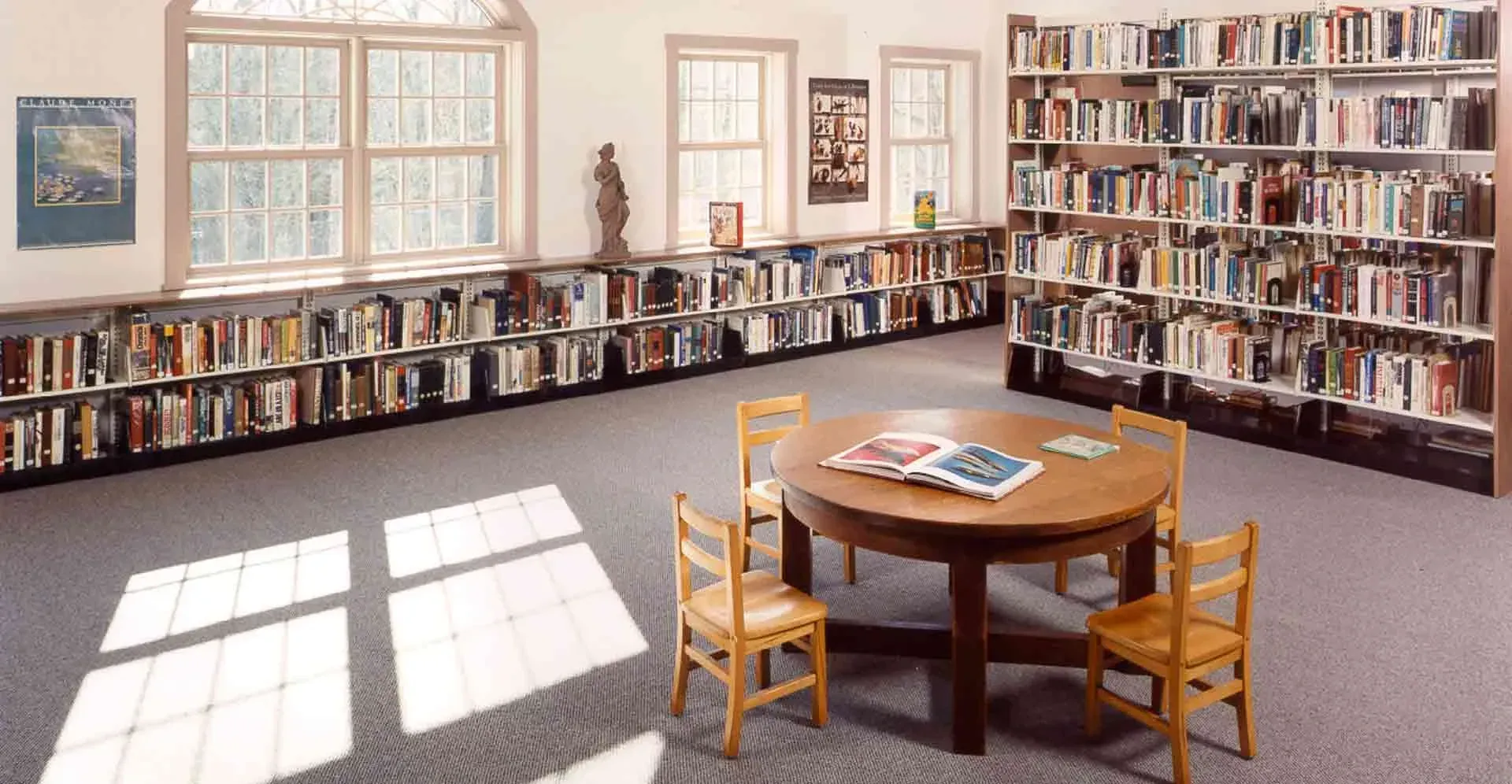 chaplin-library-and-senior-center-library-stacks
