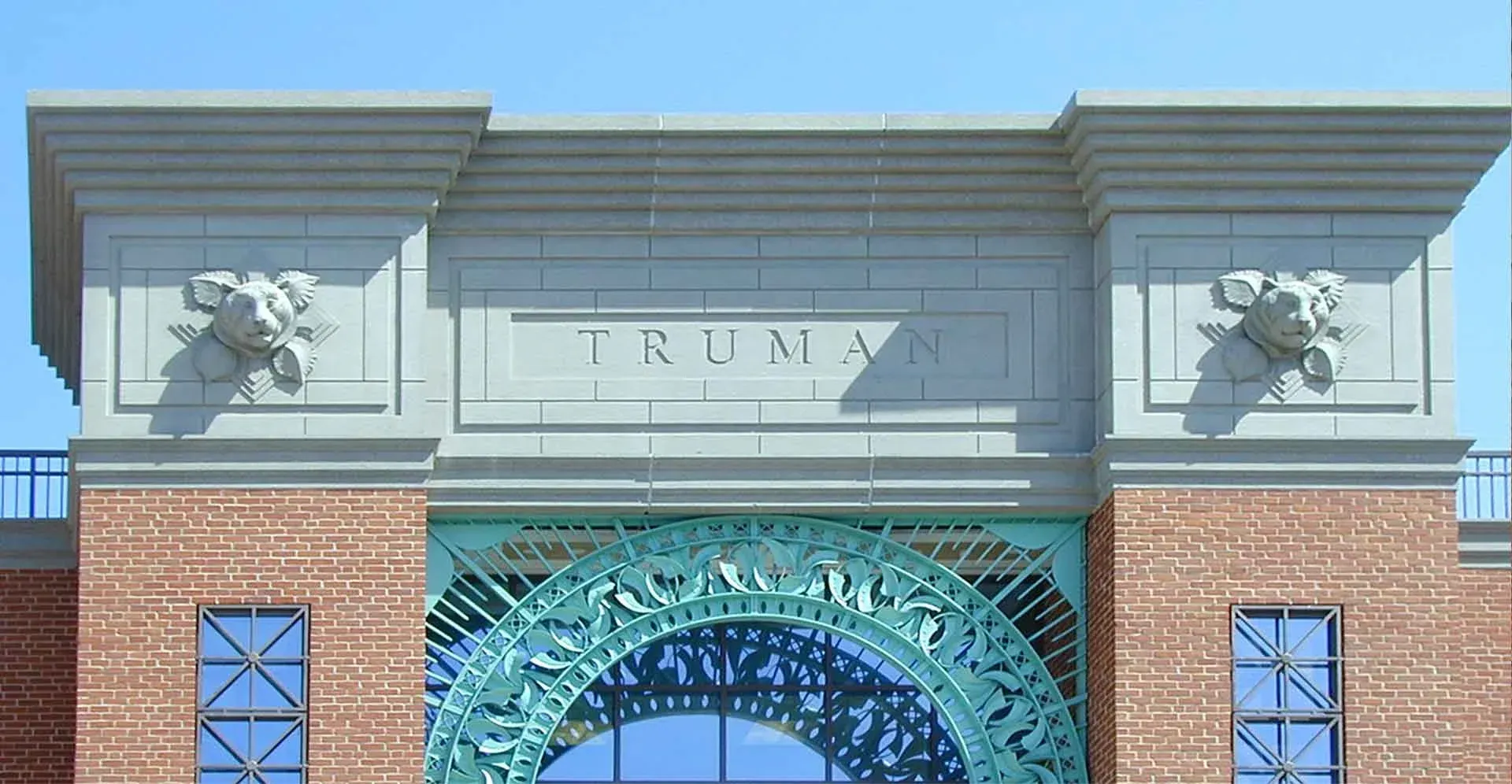 Truman_exterior_front_entrance_top