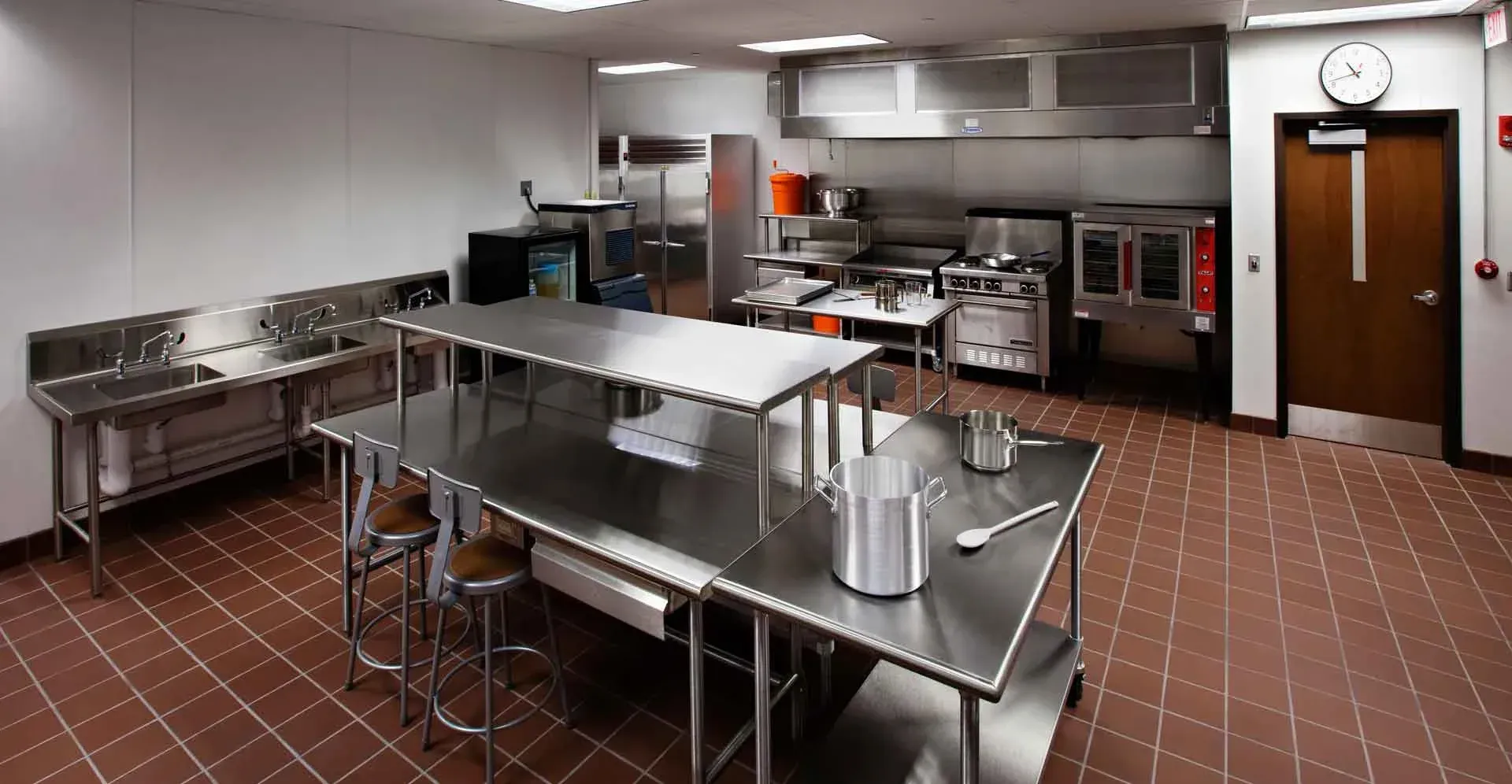 Ces_kitchen_prep