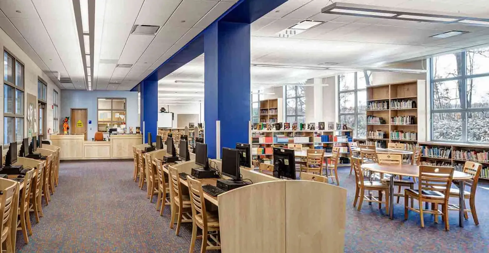 Wallace_media_center_computer_desks