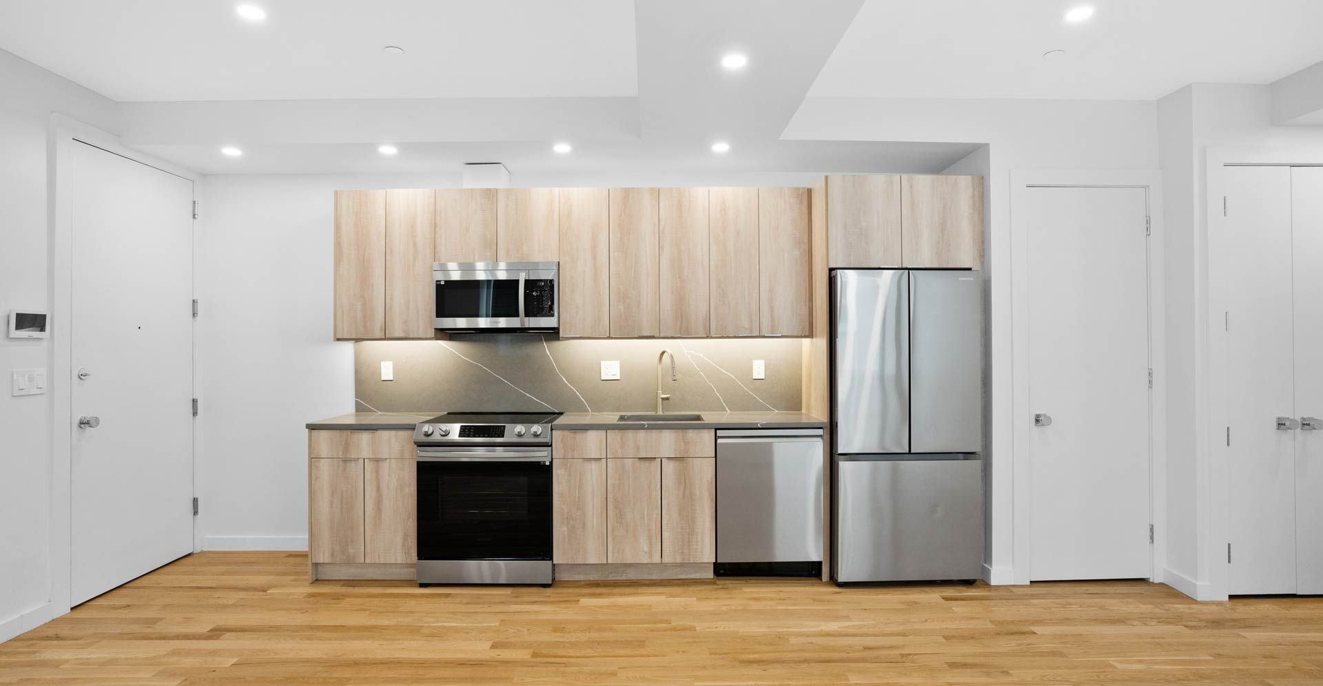 590 Orange Street Apartments Kitchen 2