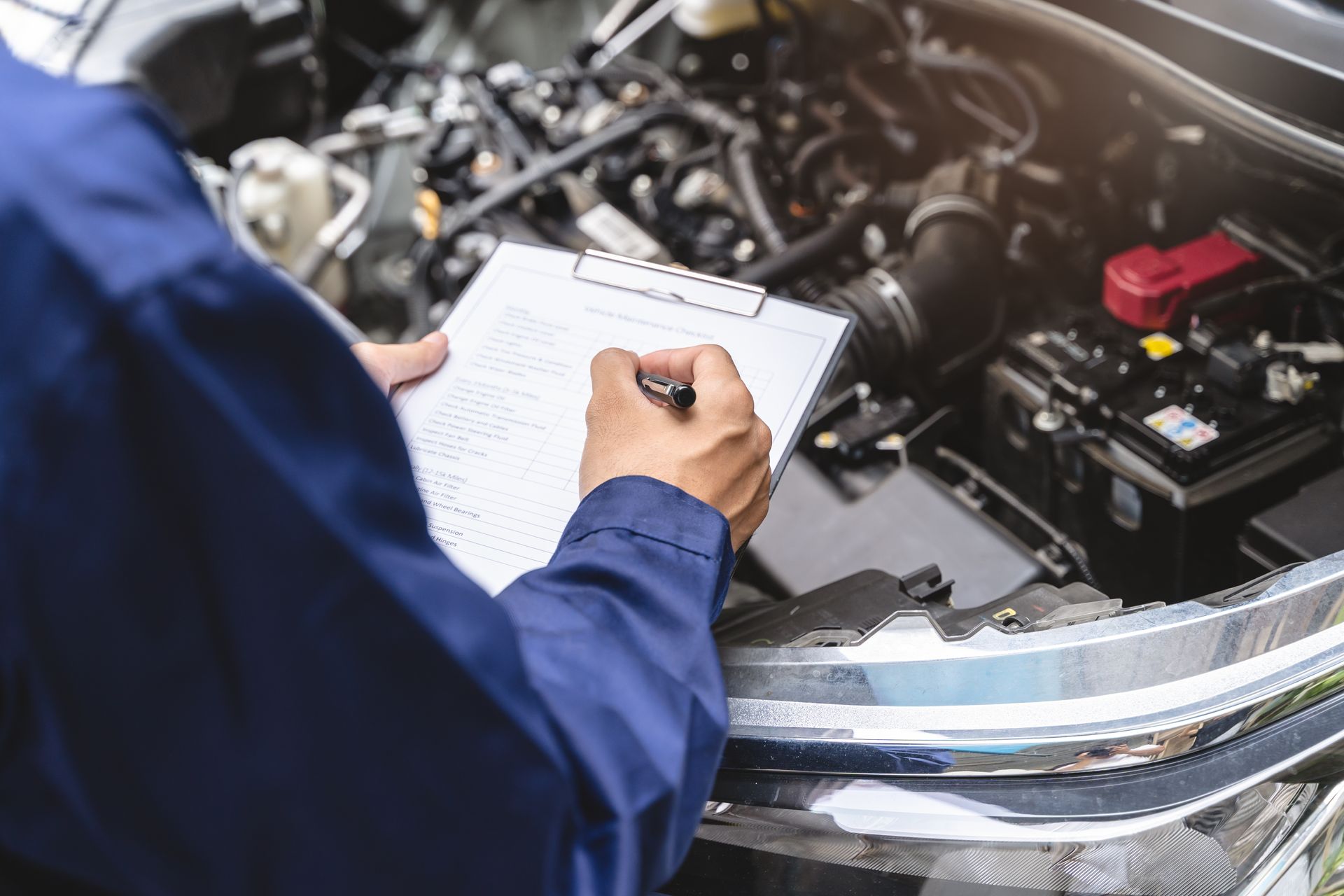 How Often Should You Change Your Oil Based on Time and Mileage? | Elton's Auto