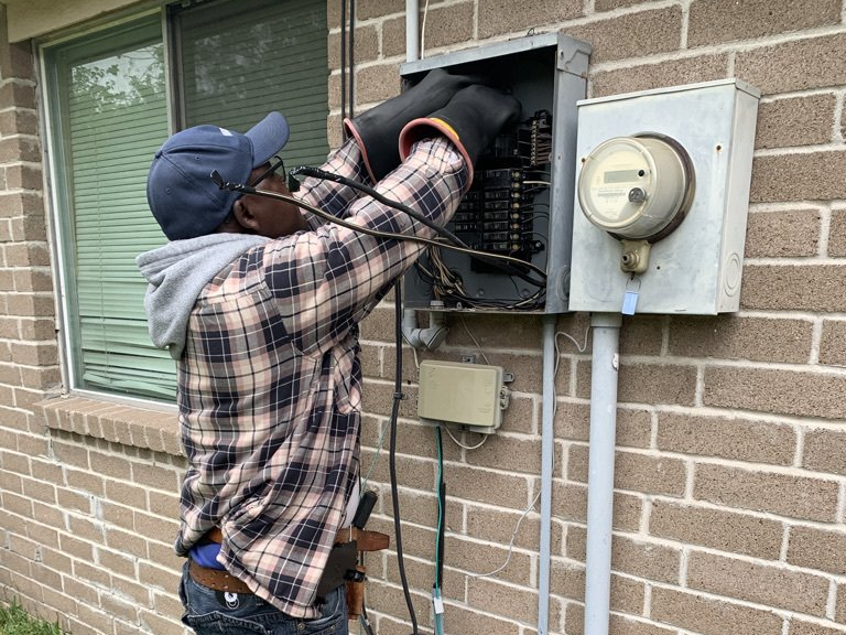 Installing and Connecting Lamp - Houston, TX - AJ Technical Services Installing and Connecting Lamp - Houston, TX - AJ Technical Services