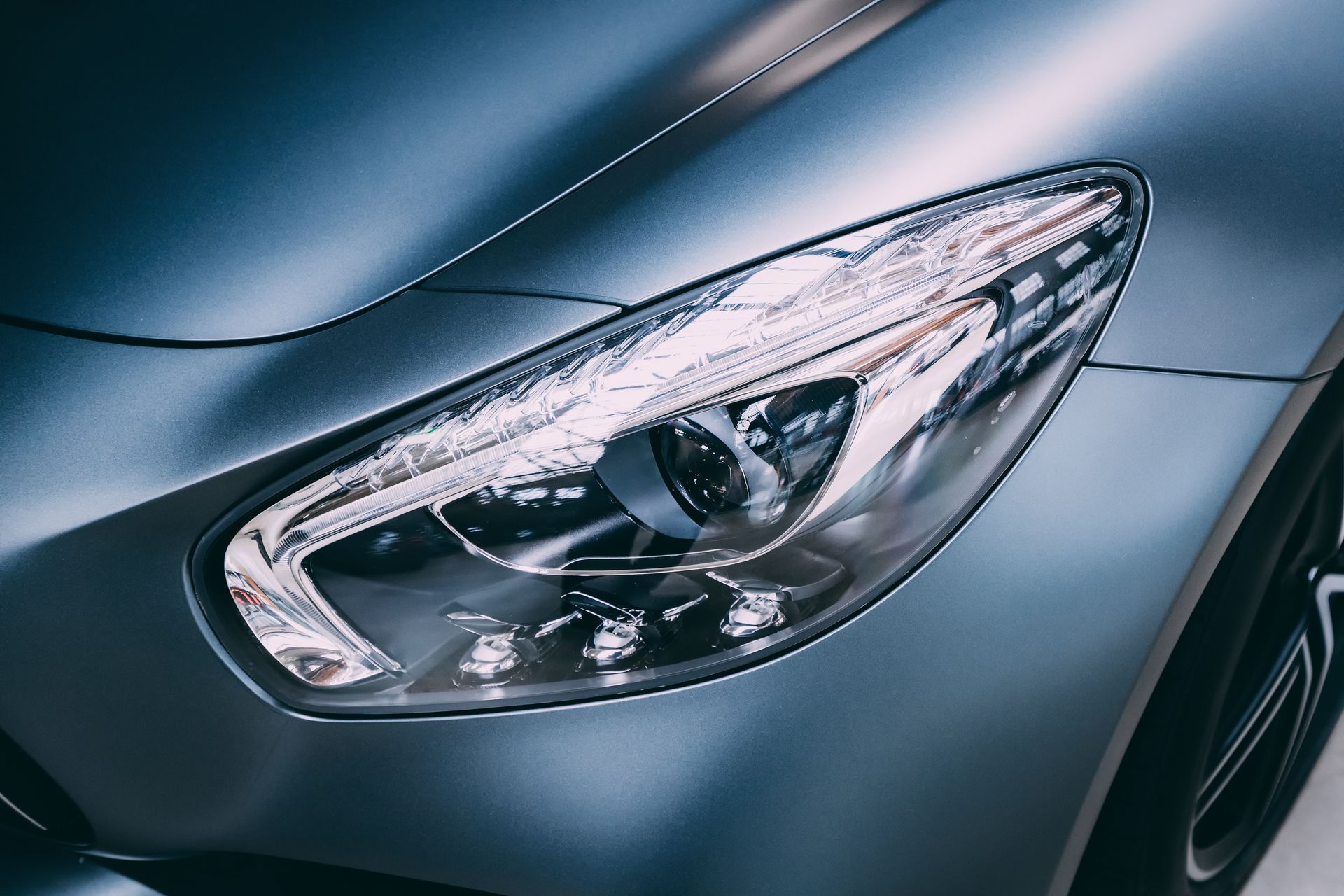 Vehicle Headlamp Replacement at ﻿Holmes Auto Repair﻿ in ﻿Fort Walton Beach, FL﻿ 