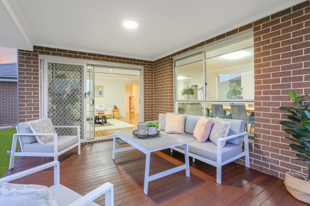 64 Thomas Boulton Circuit, Kellyville