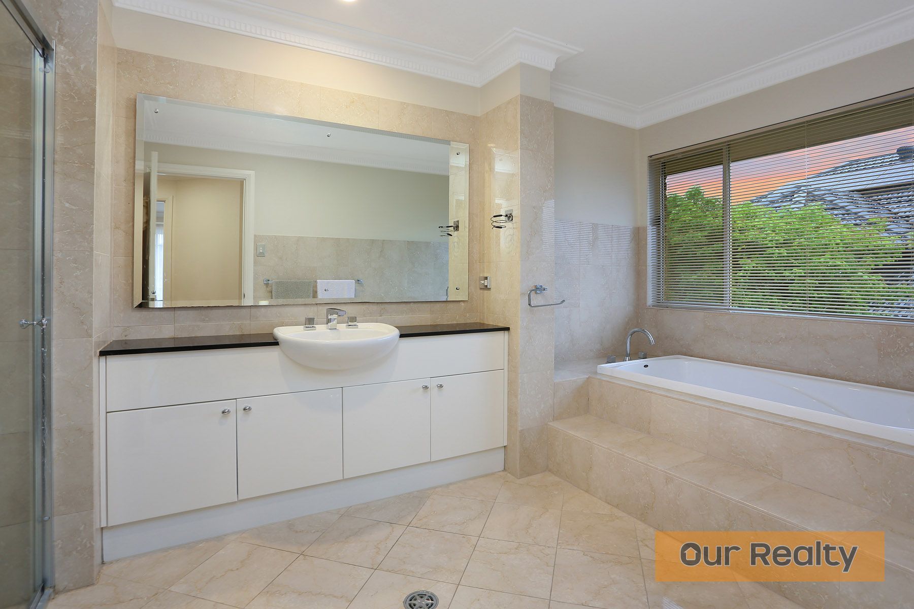 2 Blacks Road, West Pennant Hills